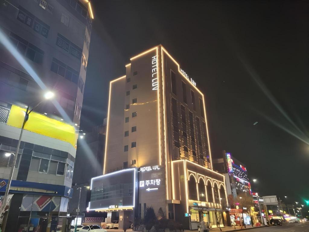 Business Design Hotel Luv Incheon Exterior photo